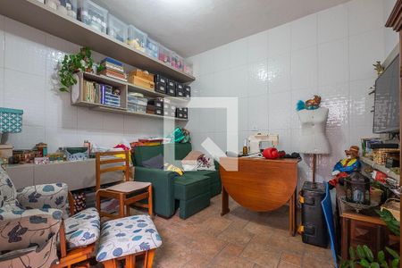 Casa à venda com 300m², 5 quartos e 2 vagasEdícula - Sala