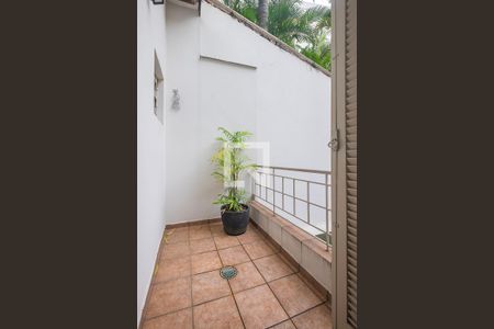 Casa à venda com 300m², 5 quartos e 2 vagasSuíte - Varanda