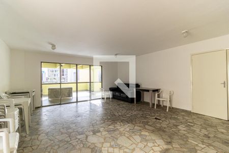 Apartamento para alugar com 40m², 1 quarto e 1 vagaSalão de Festas