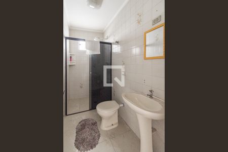 Casa à venda com 132m², 3 quartos e 3 vagasBanheiro 02