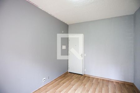 Sala  de apartamento para alugar com 2 quartos, 45m² em Jardim Petrópolis, Cotia