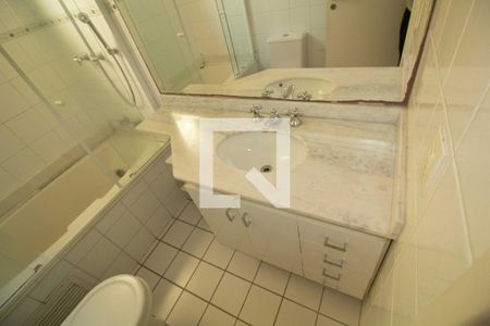 Banheiro da Suíte de apartamento para alugar com 4 quartos, 110m² em Mirandópolis, São Paulo