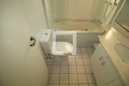 Banheiro da Suíte de apartamento para alugar com 4 quartos, 110m² em Mirandópolis, São Paulo