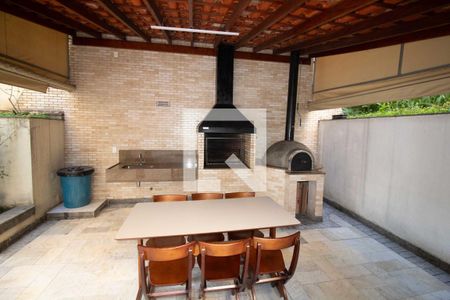 Apartamento para alugar com 110m², 4 quartos e 2 vagasÁrea comum