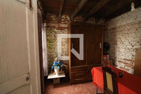 Casa à venda com 150m², 3 quartos e 2 vagasSala fundos