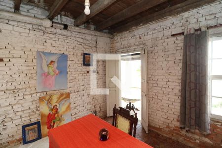 Casa à venda com 150m², 3 quartos e 2 vagasSala fundos