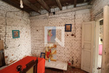 Casa à venda com 150m², 3 quartos e 2 vagasSala fundos