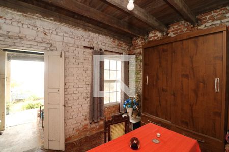 Casa à venda com 150m², 3 quartos e 2 vagasSala fundos