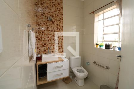 Casa à venda com 150m², 3 quartos e 2 vagasBanheiro