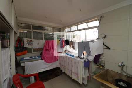 Casa à venda com 150m², 3 quartos e 2 vagasÁrea de Serviço