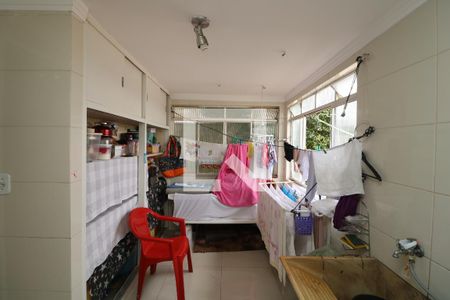 Casa à venda com 150m², 3 quartos e 2 vagasÁrea de Serviço