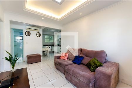 Sala de apartamento para alugar com 2 quartos, 50m² em Encruzilhada, Santos