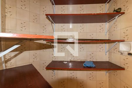 Apartamento à venda com 63m², 2 quartos e 1 vaga Apartamento à venda com 63m², 2 quartos e 1 vagaDespensa