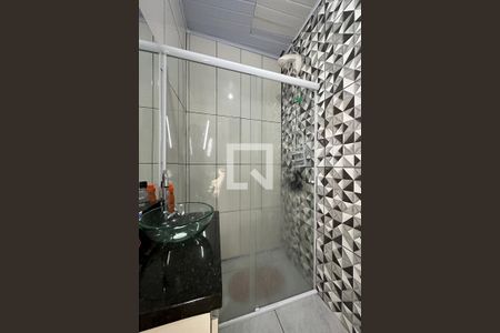 Casa à venda com 110m², 3 quartos e 2 vagasBanheiro 2