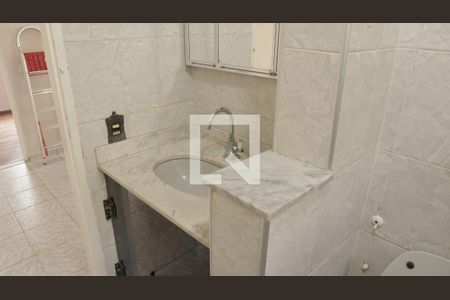 Apartamento à venda com 76m², 3 quartos e 2 vagasBanheiro