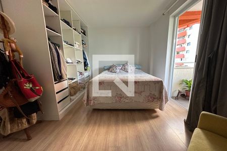 Apartamento à venda com 145m², 5 quartos e 3 vagasSuíte 2