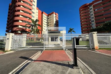 Apartamento à venda com 145m², 5 quartos e 3 vagasFachada e portaria