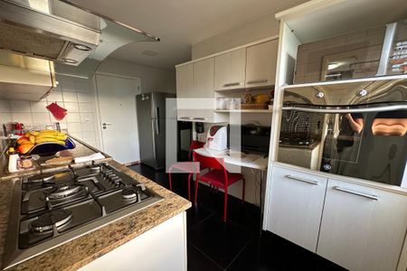 Apartamento à venda com 145m², 5 quartos e 3 vagasCozinha