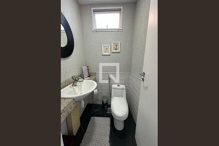 Apartamento à venda com 145m², 5 quartos e 3 vagasLavabo