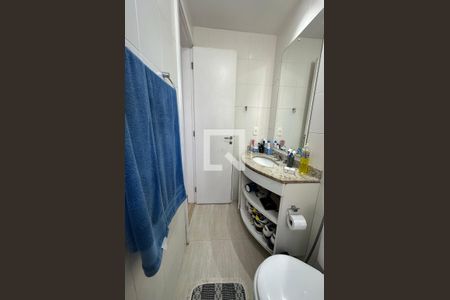 Apartamento à venda com 145m², 5 quartos e 3 vagasBanheiro da Suíte 1
