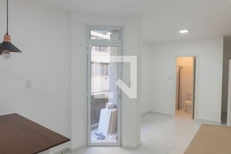 Studio de kitnet/studio para alugar com 1 quarto, 44m² em República, São Paulo