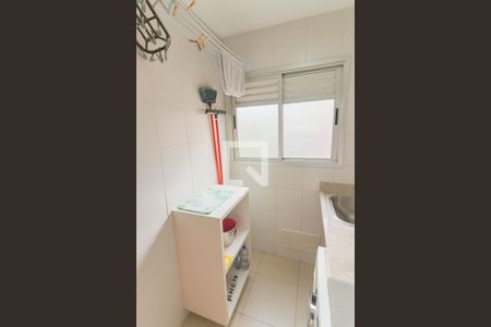 Apartamento para alugar com 68m², 2 quartos e 1 vaga Apartamento para alugar com 68m², 2 quartos e 1 vagaCozinha e Lavanderia