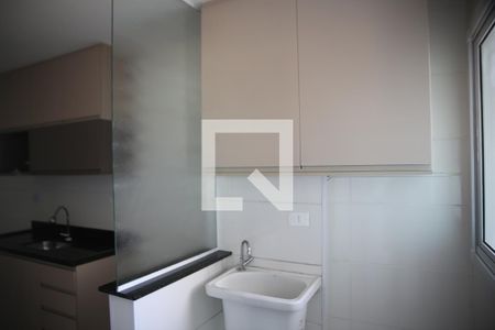 Apartamento para alugar com 74m², 2 quartos e 1 vagaÁrea de Serviço