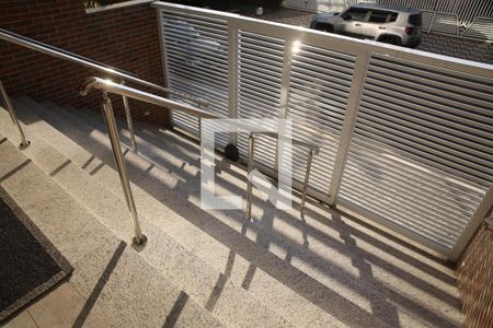 Apartamento para alugar com 85m², 2 quartos e 2 vagasescada