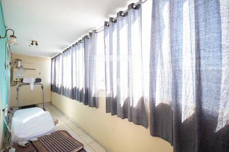 Sacada de casa para alugar com 5 quartos, 360m² em Bela Vista, Osasco