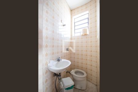 Casa à venda com 360m², 5 quartos e 3 vagasBanheiro de serviço