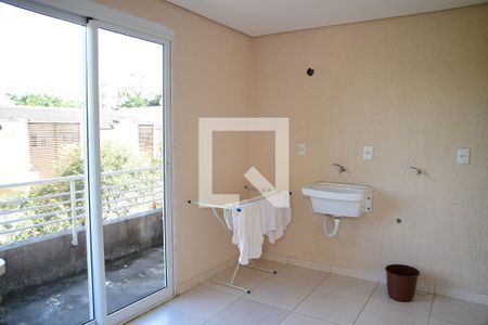 Casa de condomínio para alugar com 200m², 4 quartos e 2 vagasÁrea de Serviço