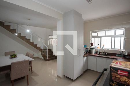 Apartamento à venda com 304m², 4 quartos e 3 vagasCozinha