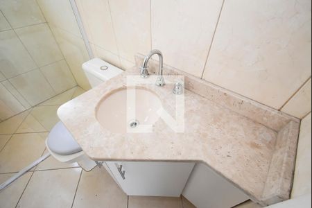 Casa de condomínio à venda com 432m², 3 quartos e 3 vagas Casa de condomínio à venda com 432m², 3 quartos e 3 vagasBanheiro