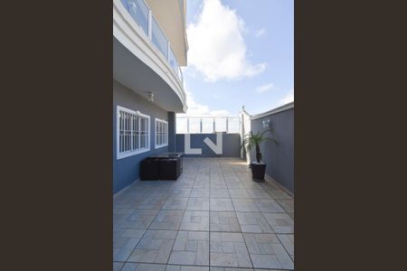 Casa de condomínio à venda com 432m², 3 quartos e 3 vagas Casa de condomínio à venda com 432m², 3 quartos e 3 vagasÁrea comum