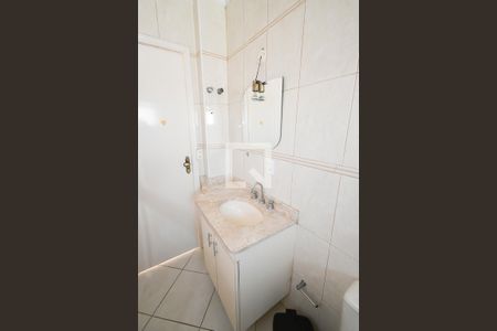 Casa de condomínio à venda com 432m², 3 quartos e 3 vagas Casa de condomínio à venda com 432m², 3 quartos e 3 vagasBanheiro da Suíte