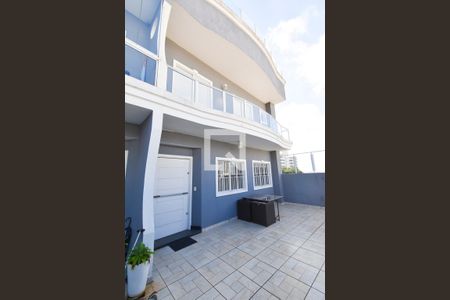 Casa de condomínio à venda com 432m², 3 quartos e 3 vagas Casa de condomínio à venda com 432m², 3 quartos e 3 vagasFachada