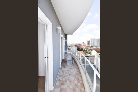 Casa de condomínio à venda com 432m², 3 quartos e 3 vagas Casa de condomínio à venda com 432m², 3 quartos e 3 vagasVaranda dos Quartos