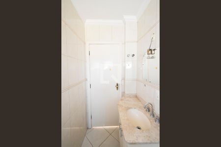 Casa de condomínio à venda com 432m², 3 quartos e 3 vagas Casa de condomínio à venda com 432m², 3 quartos e 3 vagasBanheiro da Suíte