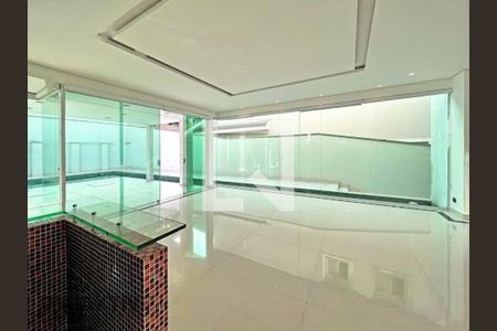 Casa à venda com 4 quartos, 535m² em Centro Comercial Jubran, Barueri