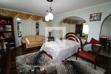 Casa à venda com 300m², 3 quartos e 4 vagasSala 2 Ambiente