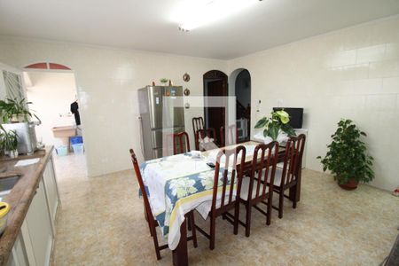 Casa à venda com 300m², 3 quartos e 4 vagasCozinha