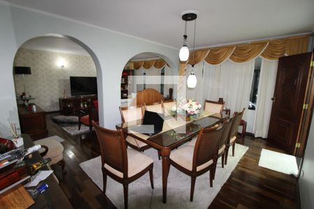 Casa à venda com 300m², 3 quartos e 4 vagasSala 2 Ambiente