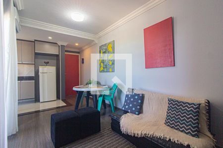 Sala de apartamento para alugar com 2 quartos, 50m² em São Domingos, Curitiba