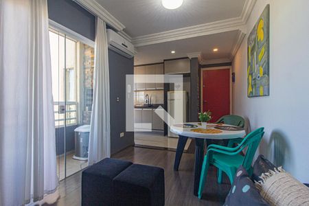 Sala de apartamento para alugar com 2 quartos, 50m² em São Domingos, Curitiba