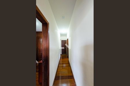 Casa à venda com 800m², 7 quartos e 2 vagasCasa 1 - Corredor