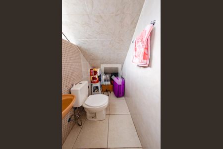 Casa à venda com 800m², 7 quartos e 2 vagasCasa 1 - Banheiro de serviço