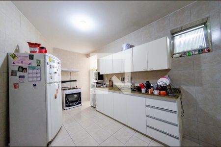Casa à venda com 800m², 7 quartos e 2 vagasCasa 1 - Cozinha