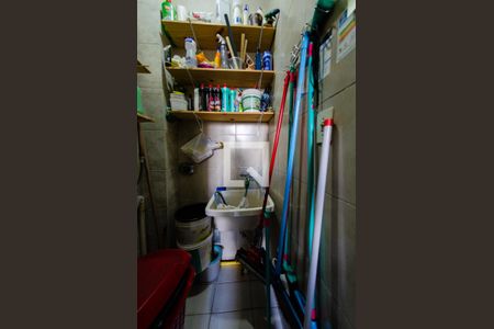 Casa à venda com 800m², 7 quartos e 2 vagasCasa 1 - Área de serviço