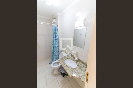 Banheiro Social de casa de condomínio à venda com 3 quartos, 130m² em Rio Pequeno, São Paulo