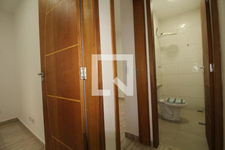 Casa de condomínio para alugar com 45m², 2 quartos e sem vagaCorredor